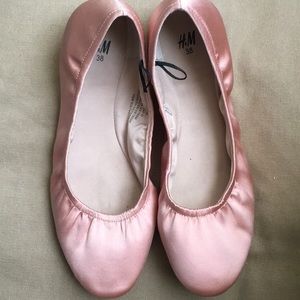 NWOT✅Pink Flats😍💖
